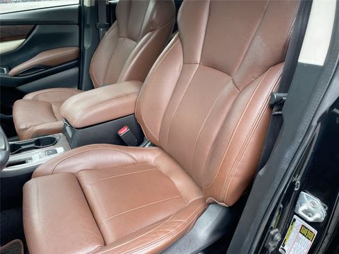 Used 2021 Subaru Ascent Touring w/ Popular Package #2 AWD/4WD image 10