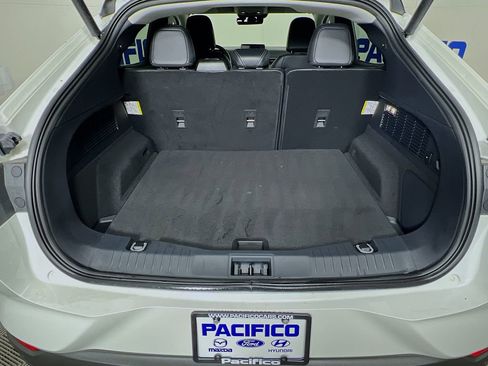 Used 2025 Ford Mustang Mach-E Premium image 31