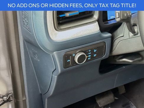 New 2026 Ford Maverick XLT image 10