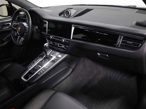 Certified 2020 Porsche Macan S image 6
