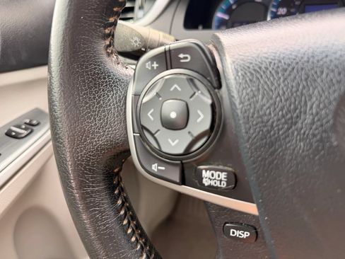 Used 2012 Toyota Camry XLE w/ Convenience Pkg FWD image 34