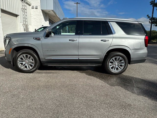 Used 2025 GMC Yukon Denali AWD/4WD image 2