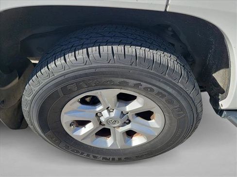 Used 2014 Toyota 4Runner SR5 image 11