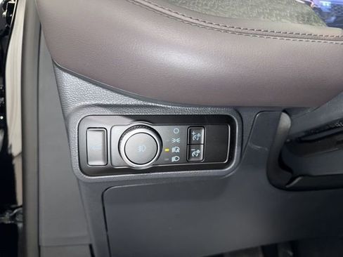 New 2026 Ford Explorer Platinum w/ LUX Leather Package image 16