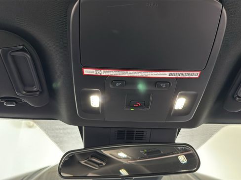 Certified 2025 Toyota Camry SE image 11