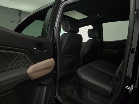 Used 2024 GMC Canyon Denali w/ LPO, Denali Black Edition image 40