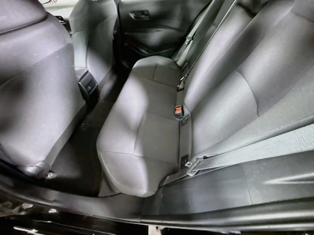 Used 2022 Toyota Corolla LE FWD image 25