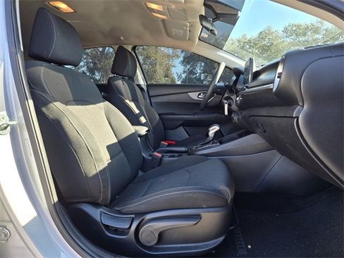 Used 2020 Kia Forte LXS image 16