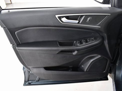 Used 2022 Ford Edge SEL w/ Convenience Package image 25