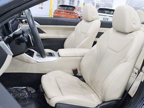 Used 2023 BMW M440i Convertible w/ Premium Package RWD image 30