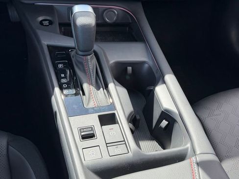 New 2026 Nissan Sentra SR FWD image 17