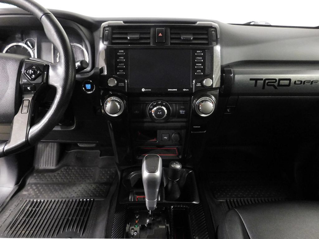 Used 2023 Toyota 4Runner TRD Off-Road Premium w/ Moonroof Package AWD/4WD image 30