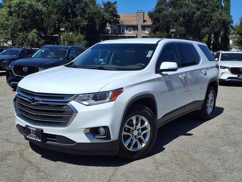 Used 2019 Chevrolet Traverse LT FWD image 25