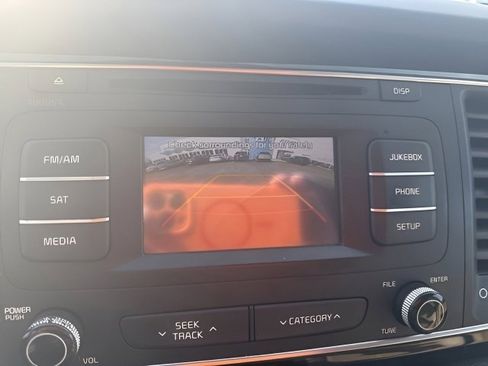 Used 2015 Kia Sedona EX image 12