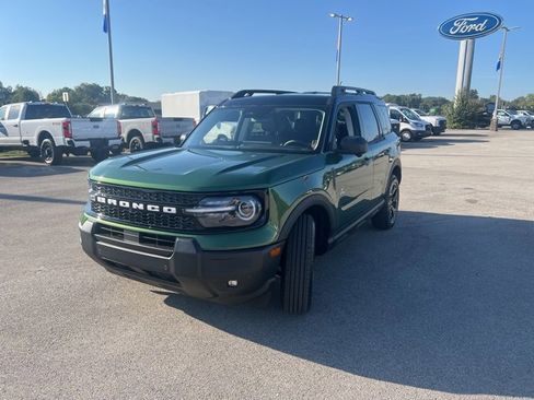 New 2025 Ford Bronco Sport Outer Banks w/ Outer Banks Tech Package+ image 4