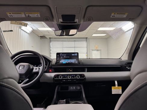 New 2025 Honda Pilot EX-L image 20