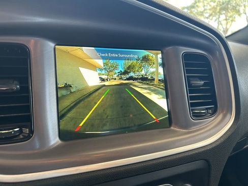 Used 2022 Dodge Charger R/T w/ Blacktop Package image 9