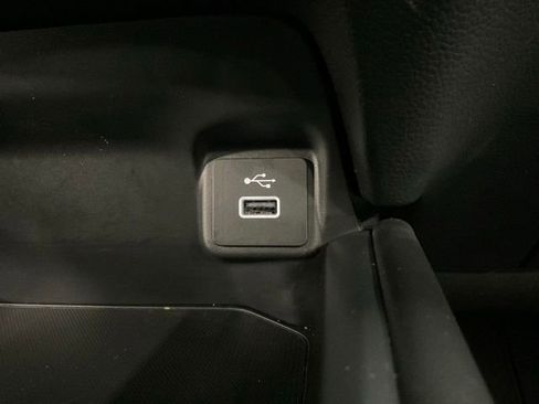 Certified 2025 Honda HR-V LX image 25