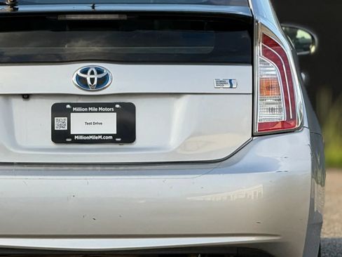 Used 2014 Toyota Prius Three FWD image 14