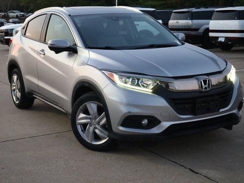 Used 2020 Honda HR-V EX image 2