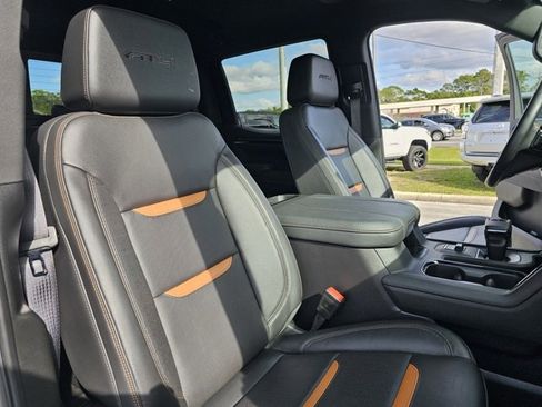 Used 2025 GMC Sierra 1500 AT4 w/ AT4 Premium Package image 26