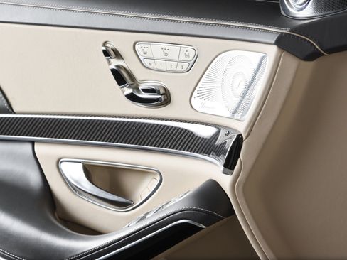 Used 2016 Mercedes-Benz S 65 AMG Sedan image 26