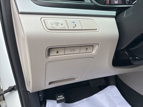 Used 2018 Hyundai Sonata SE image 15