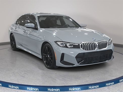 Used 2023 BMW 330i Sedan w/ M Sport Package image 3