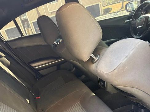 Used 2019 Dodge Charger Scat Pack w/ Navigation & Travel Group RWD image 4