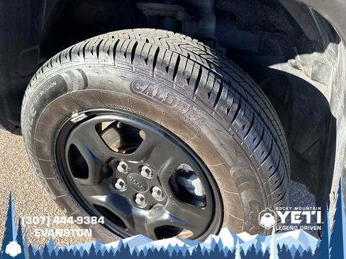 Used 2019 Jeep Renegade Sport image 9