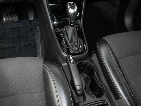 Used 2019 Buick Encore Preferred FWD image 19