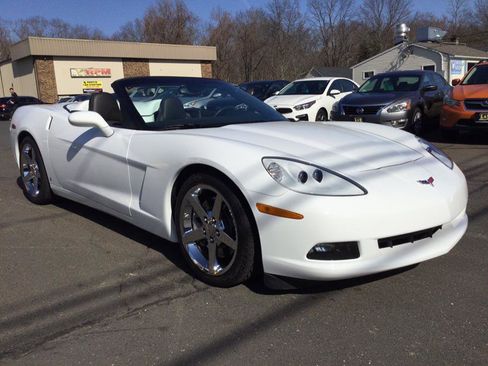 Used 2007 Chevrolet Corvette Convertible w/ Preferred Equipment Group image 5