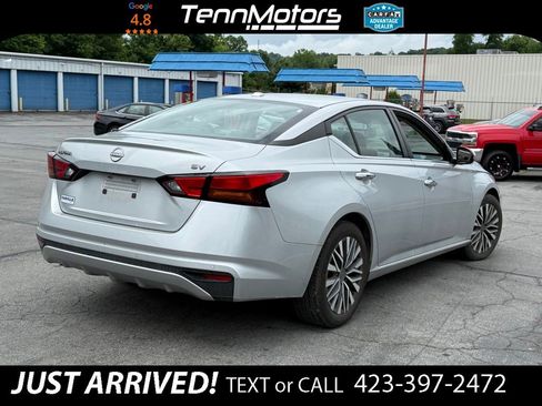 Used 2023 Nissan Altima 2.5 SV FWD image 5