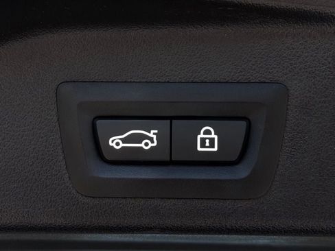 Used 2023 BMW X5 M50i w/ Parking Assistance Package AWD/4WD image 28
