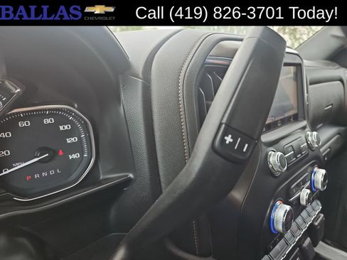 Certified 2022 GMC Sierra 2500 AT4 AWD/4WD image 16