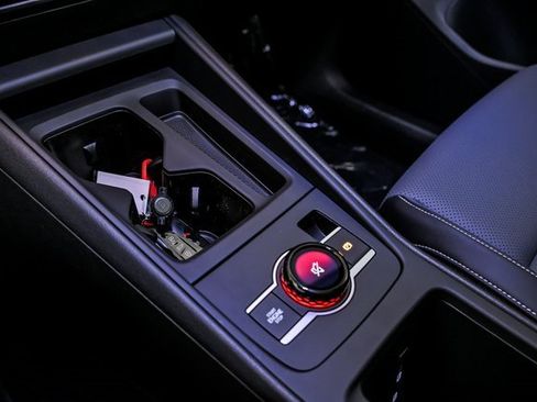 New 2026 Volkswagen Tiguan SE image 18