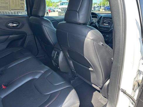 Used 2021 Jeep Cherokee Trailhawk w/ Trailer Tow Group AWD/4WD image 47
