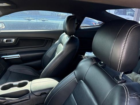 Used 2023 Ford Mustang GT Premium w/ GT Performance Package RWD image 9