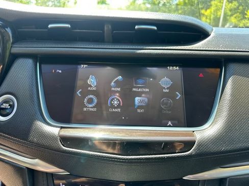 Used 2018 Cadillac XT5 Luxury w/ Driver Awareness Package AWD/4WD image 38