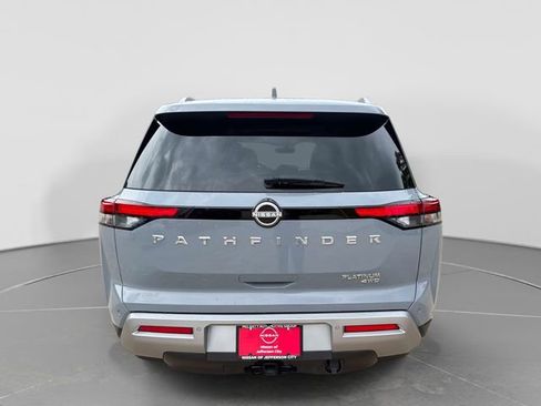 Used 2023 Nissan Pathfinder Platinum AWD/4WD image 5