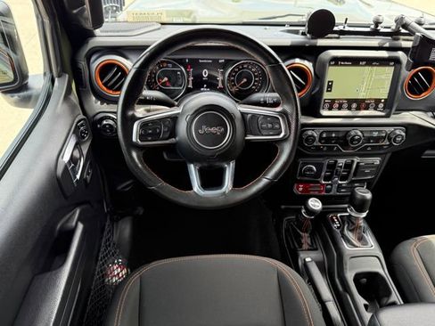 Used 2023 Jeep Gladiator Mojave w/ Cold Weather Group AWD/4WD image 23