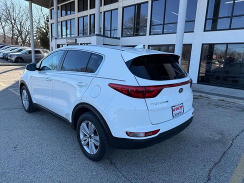 Used 2017 Kia Sportage LX image 7