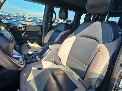 Used 2024 Ford Bronco Wildtrak AWD/4WD image 18