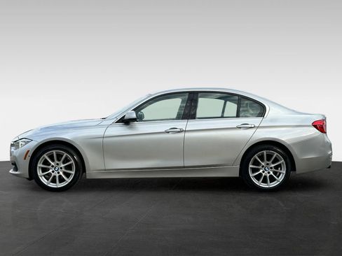 Used 2017 BMW 330i xDrive Sedan image 4
