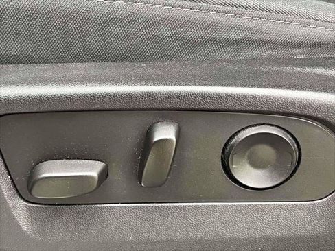 Used 2022 GMC Sierra 1500 Elevation image 17