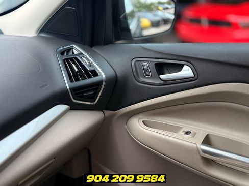 Used 2013 Ford Escape SEL FWD image 23