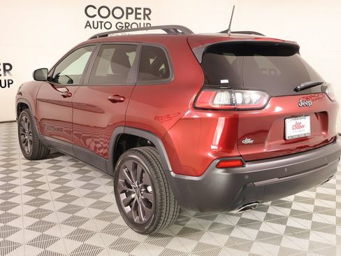 Used 2021 Jeep Cherokee Latitude Lux 80th Anniv w/ Quick Order Package 2YU 80th FWD image 23