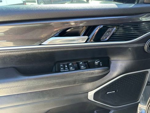 Used 2023 Jeep Wagoneer 4WD w/ Convenience Group I image 23