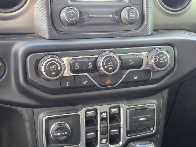 Used 2018 Jeep Wrangler Unlimited Sport S AWD/4WD image 20
