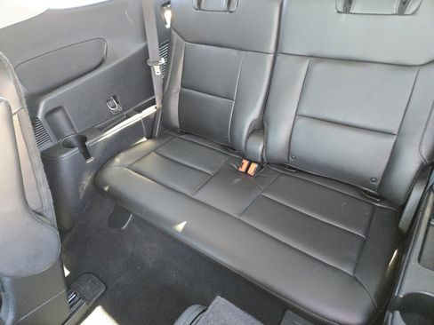 Used 2022 Ford Explorer Limited w/ Equipment Group 301A image 28